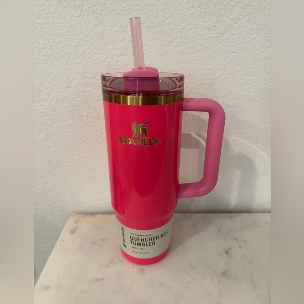 The Quencher H2.0 Flowstate Tumbler | 30 Oz | Stanley | Pink Parade